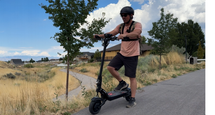 Könnyű városi élet: Kaabo városi roller diákoknak