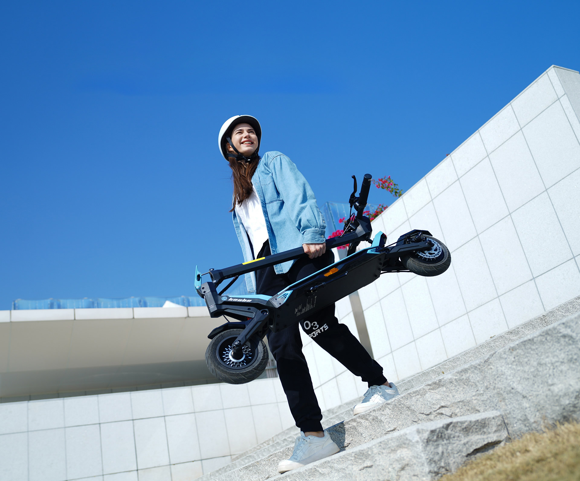 Kaabo Urban teszt: Okos, könnyű elektromos roller a mindennapi ingázáshoz